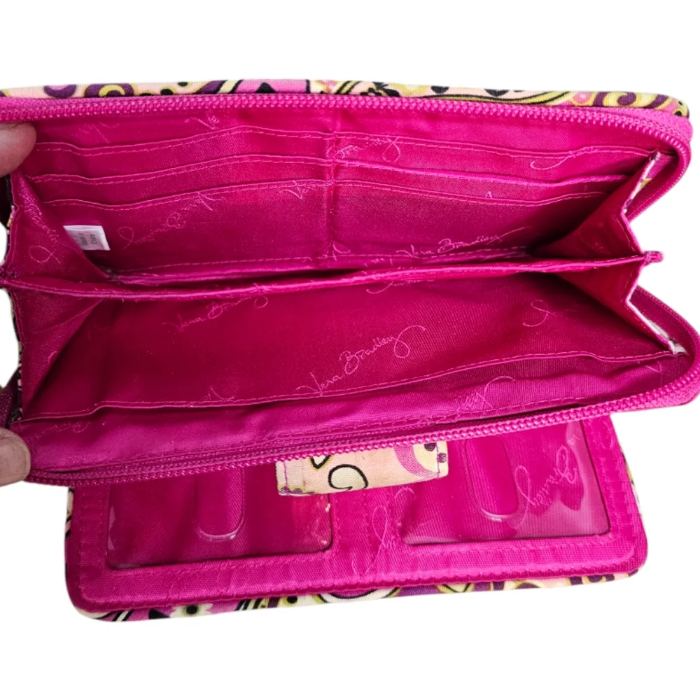 VERA BRADLEY TurnLock Wallet Very Berry - Picture 4 of 4